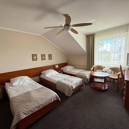 Hotel La Siesta & Medical Spa Ястшембя-Гура Экстерьер фото