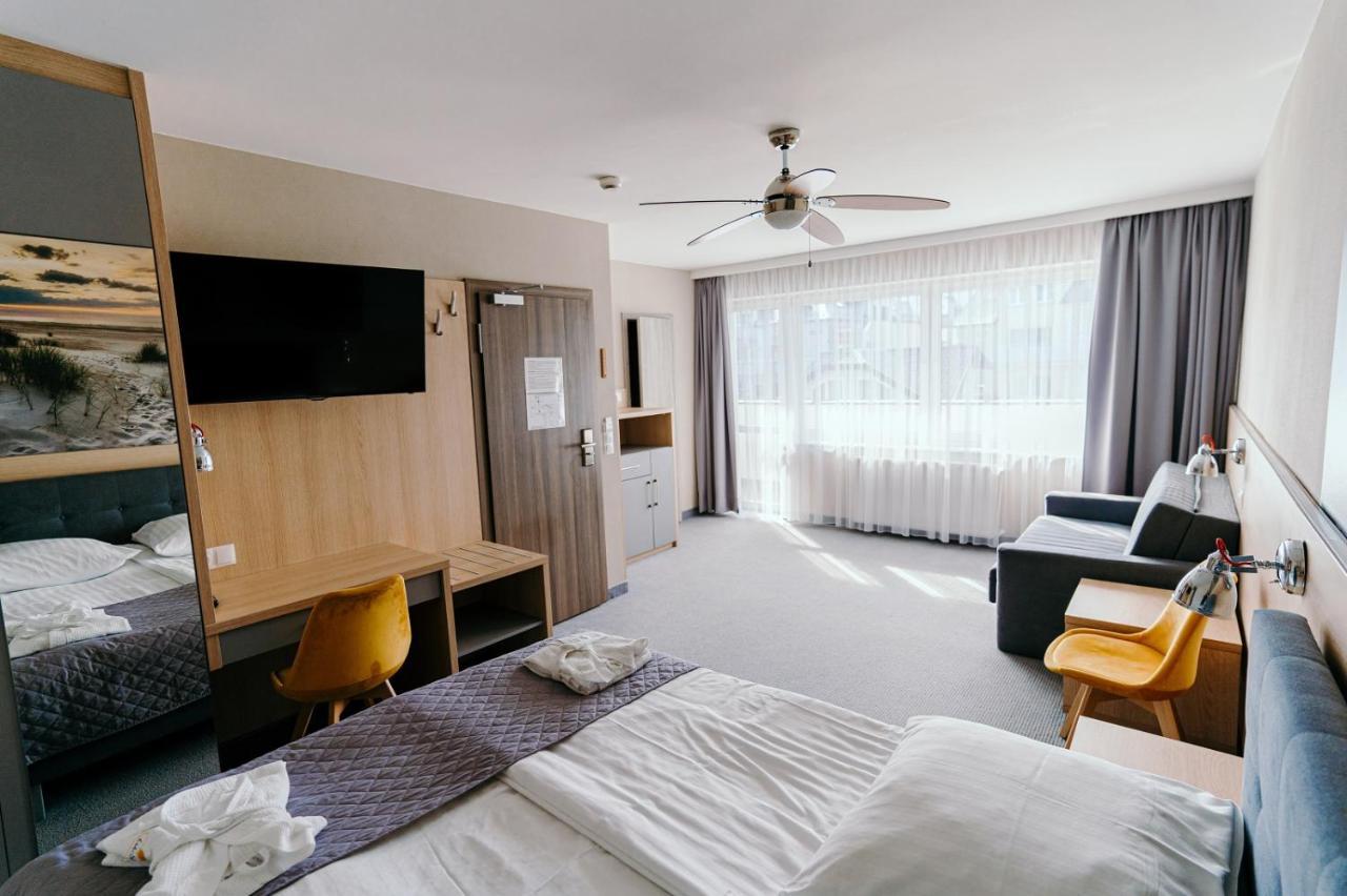 Hotel La Siesta & Medical Spa Ястшембя-Гура Экстерьер фото