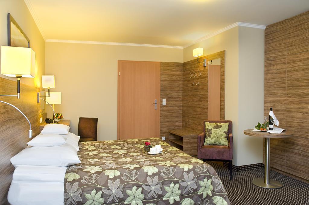 Hotel La Siesta & Medical Spa Ястшембя-Гура Номер фото