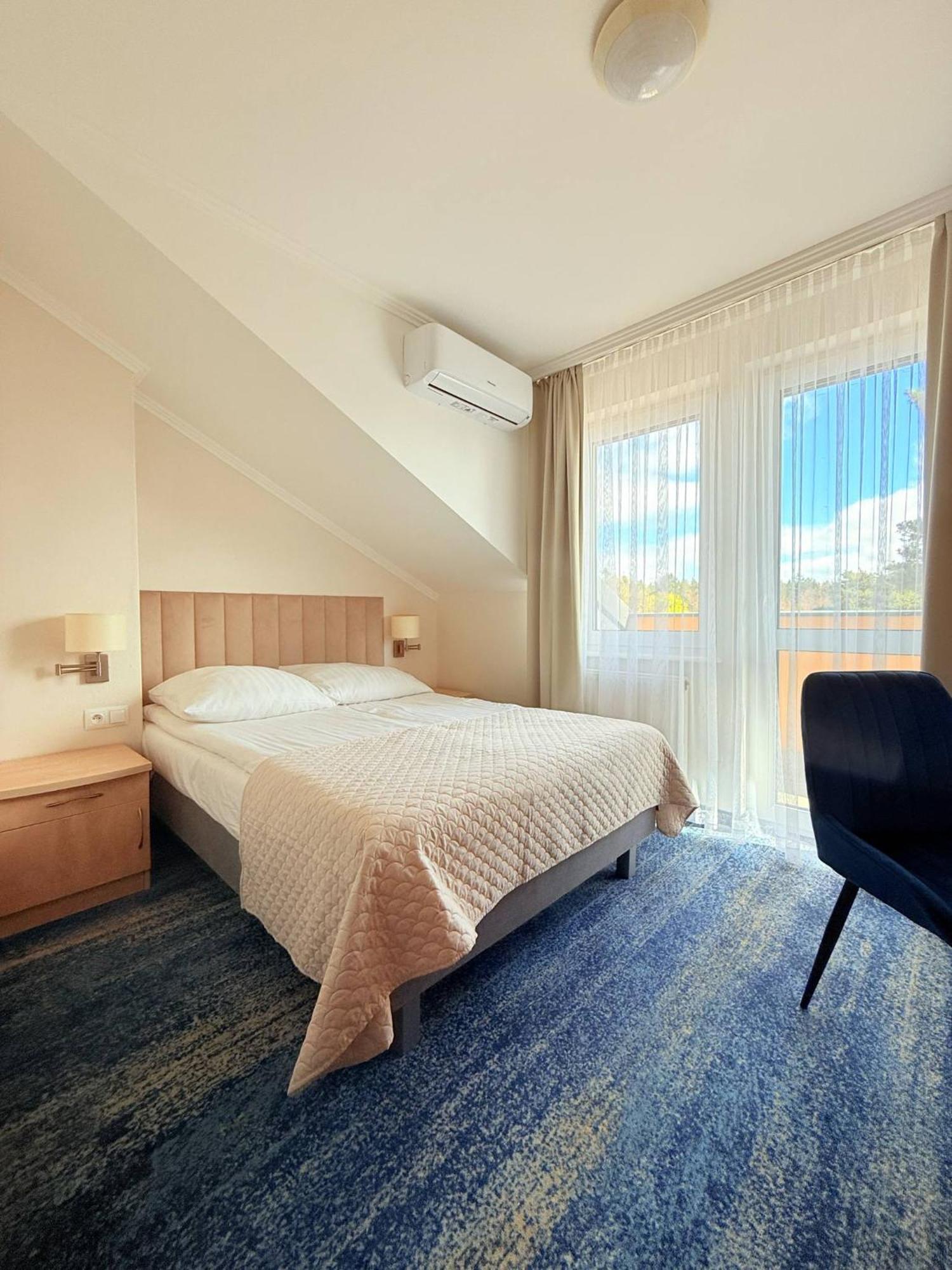Hotel La Siesta & Medical Spa Ястшембя-Гура Экстерьер фото