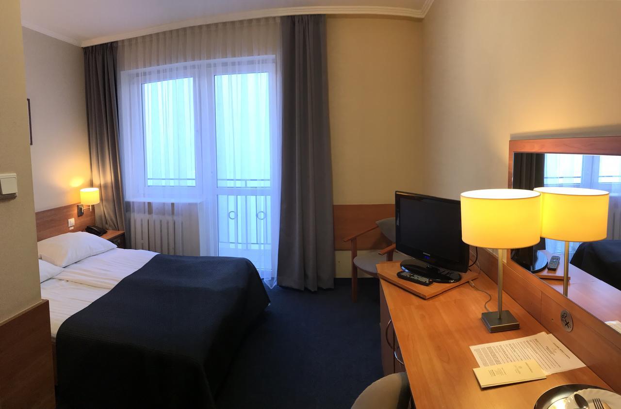 Hotel La Siesta & Medical Spa Ястшембя-Гура Экстерьер фото